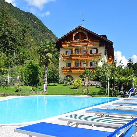 Hotel Tannhof Caldaro Esterno foto