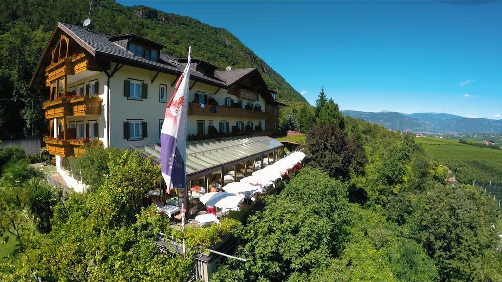 Hotel Tannhof Caldaro Esterno foto