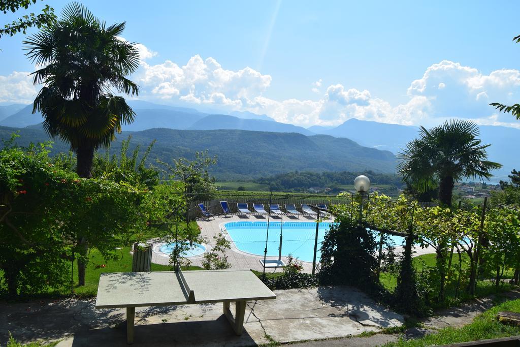 Hotel Tannhof Caldaro Esterno foto